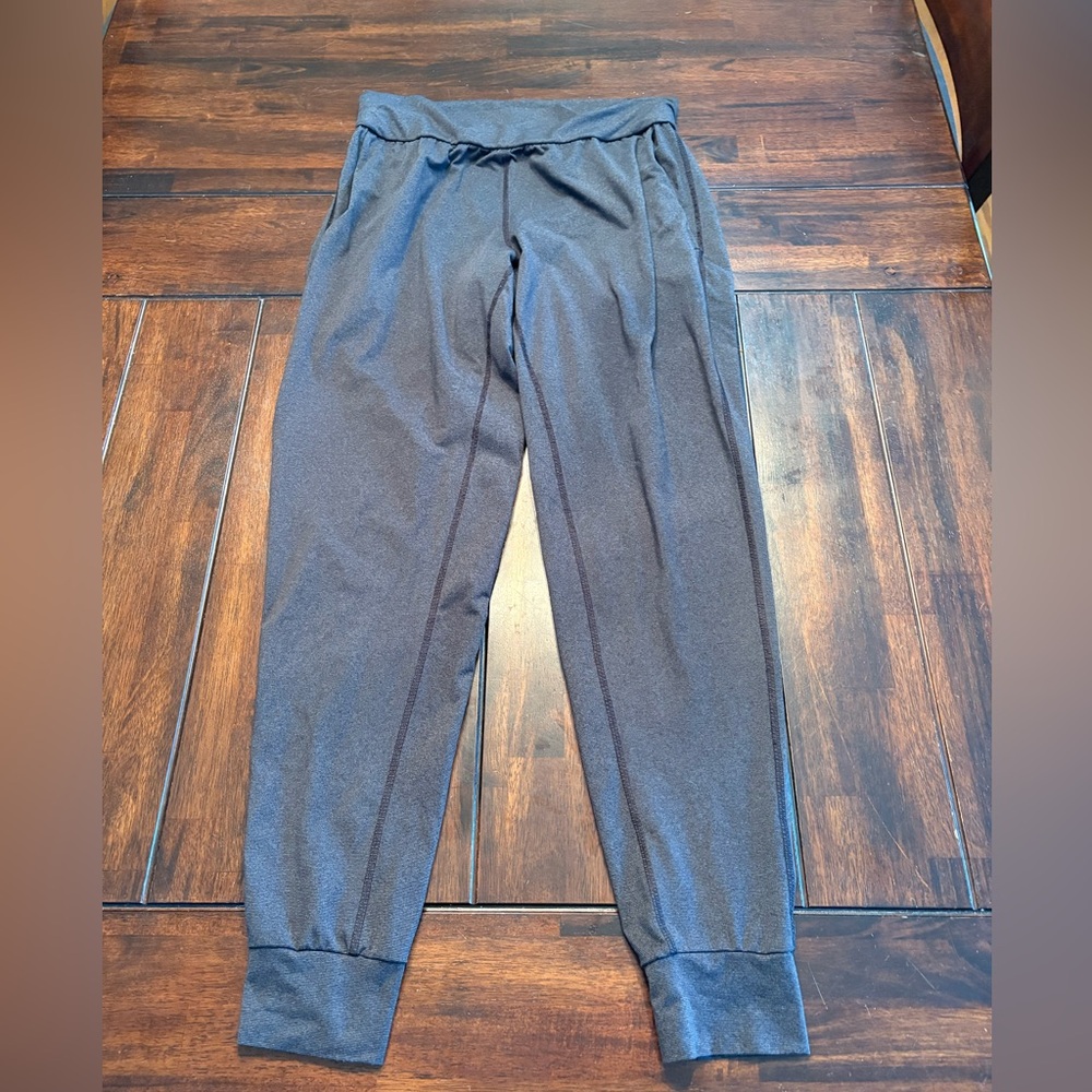 Women’s Under Armour Grey Joggers Size XL - Picture 2 of 4